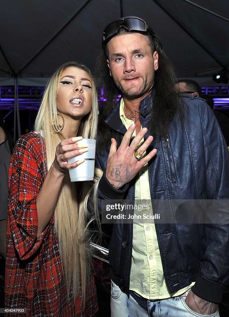 Two Cups Riff Raff Lil Debbie And Riff Raff