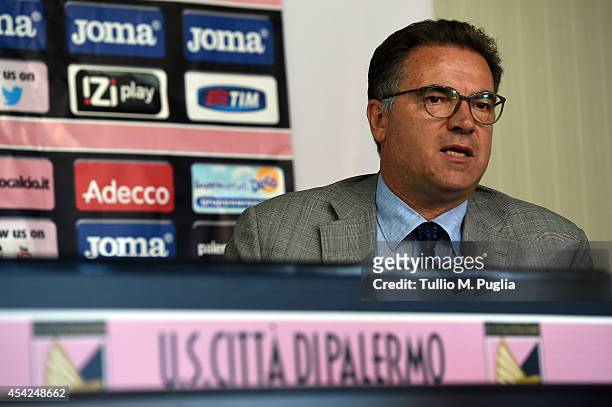 Andrea Cardinaletti, CEO of Palermo, answers questions during presentation of Souleymane Bamba as new player of US Citta di Palermo at Tenente...
