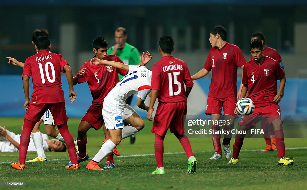 Peru v Korea - FIFA: Final Boys Summer Youth Olympic Football Tournament Nanjing 2014