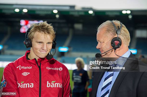 Martin Odegaard of Norway and Head Coach Per Mathias Hoegmo after the International Friendly match between Norway and the United Arab Emirates at...