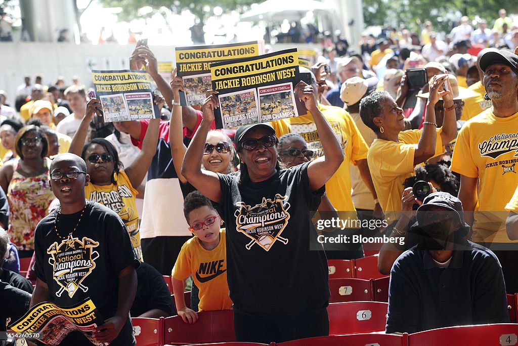 Mayor Rahm Emanuel Attends Rally For Jackie Robinson West Little League World Series Team