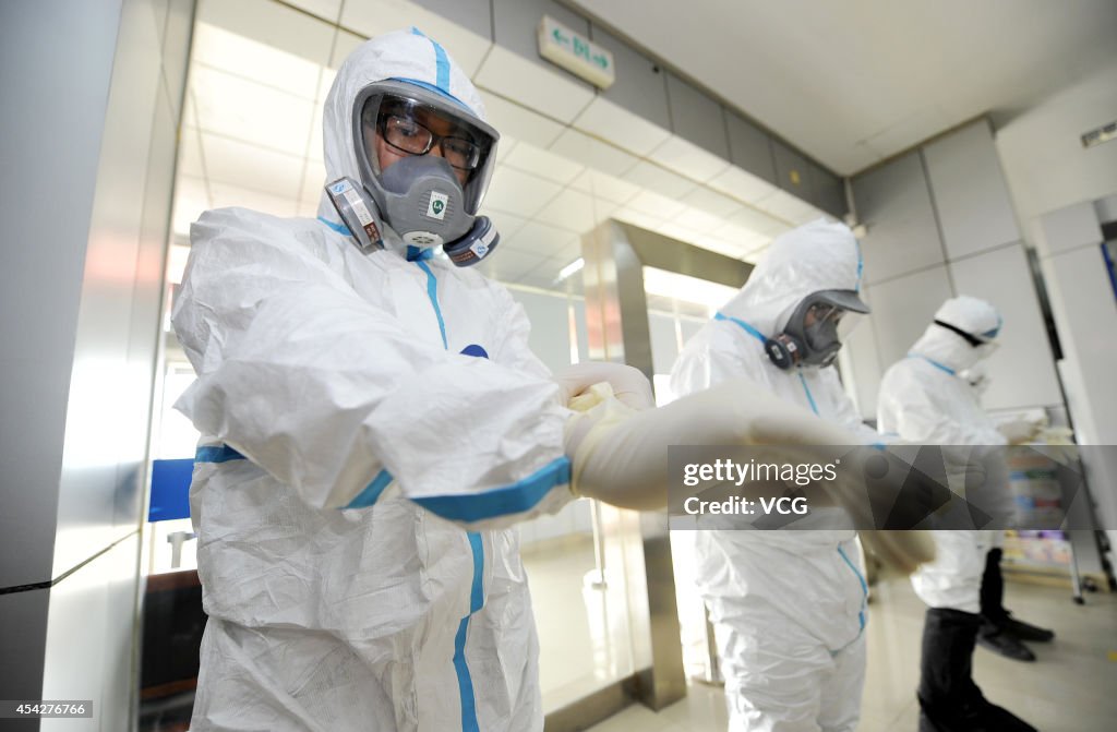 Ebola-preventing Exercise Gets Held In Zhangjiajie