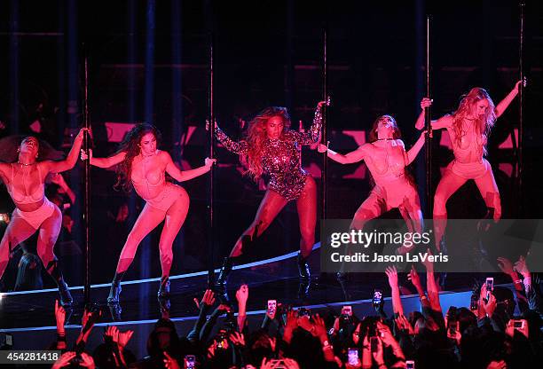 Beyonce performs onstage at the 2014 MTV Video Music Awards at The Forum on August 24, 2014 in Inglewood, California.