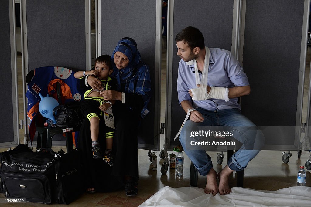 Wounded Palestinians being airlifted to Turkey