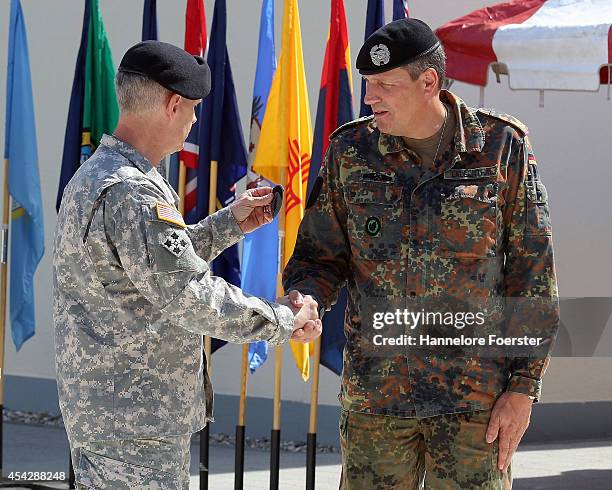 Gen. Donald Ralph 90 Donald M Campbell Photos & High Res Pictures - Getty Images