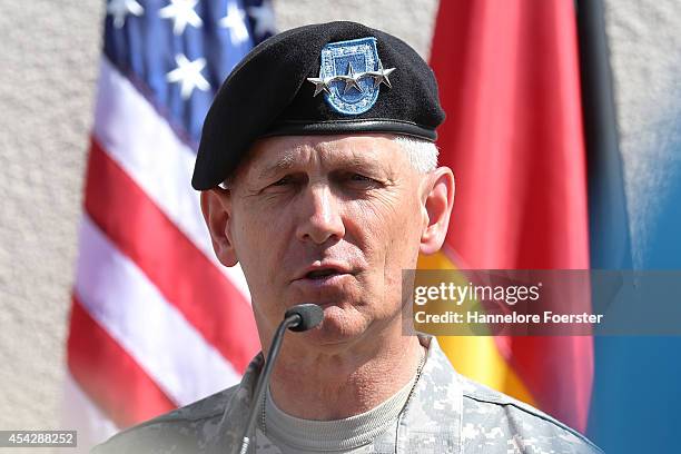 Gen. Donald Ralph 106 Donald M Campbell Stock Photos, High-Res Pictures, and Images ...