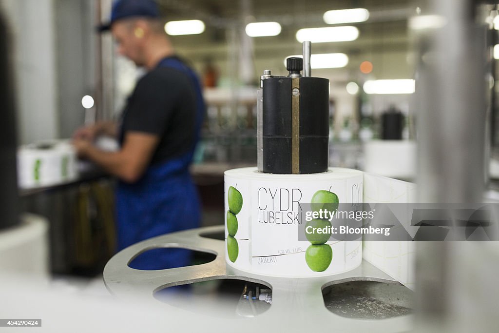 Inside A Cydr Lubelski Bottling Plant As Putin Fruit Ban Turns Poles Into Cider Drinkers