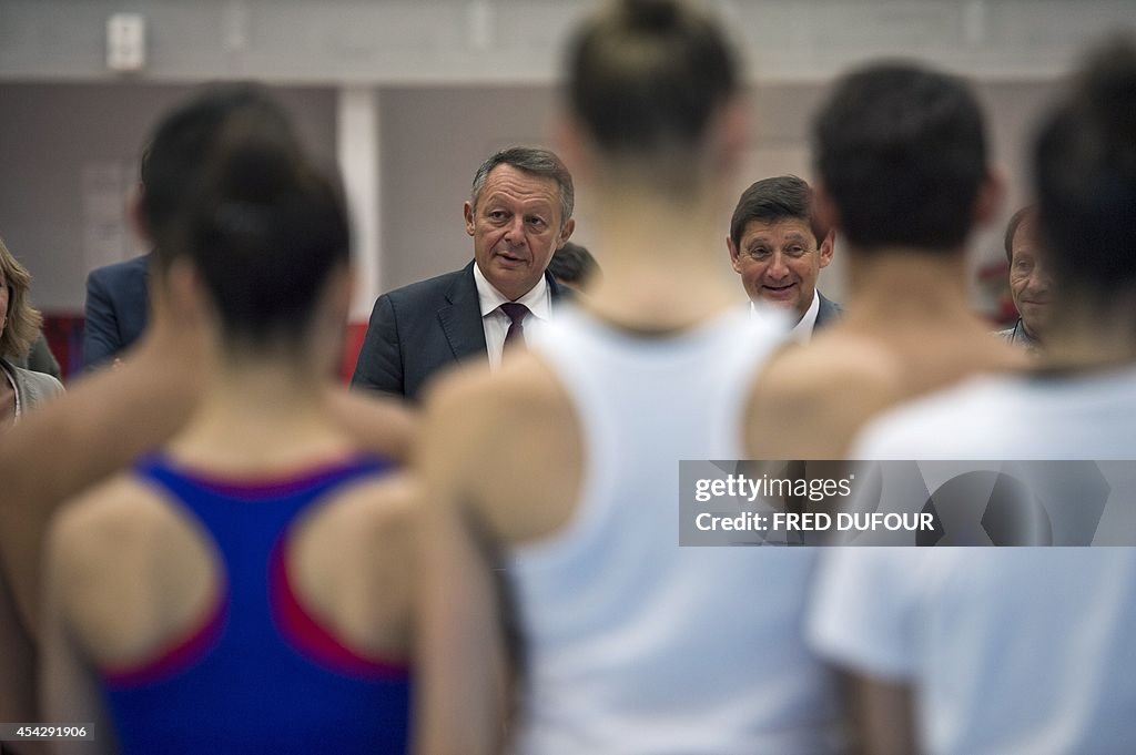 FRANCE-POLITICS-SPORT