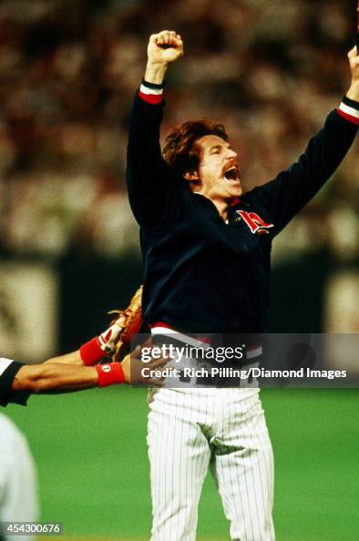 World Series - Atlanta Braves v Minnesota Twins - Game Seven World Series - Atlanta Braves v Minnesota Twins - Game Seven