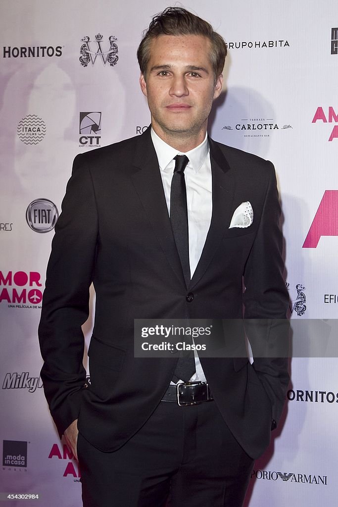 Red Carpet of "Amor de mis Amores" - Mexico City