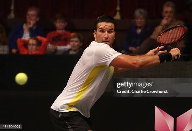 Patrick Rafter Backhand 153 Hand Pat Back Stock Photos, High-Res Pictures, and Images - Getty ...