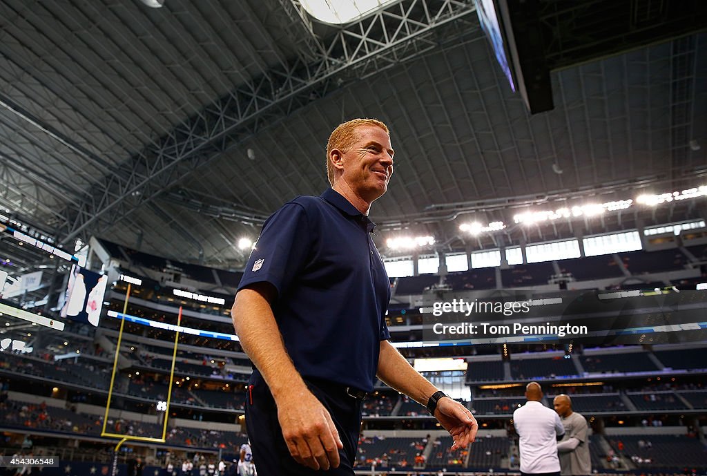 Denver Broncos v Dallas Cowboys