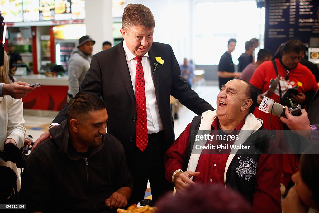 Labour Leader David Cunliffe Visits New Lynn Electorate