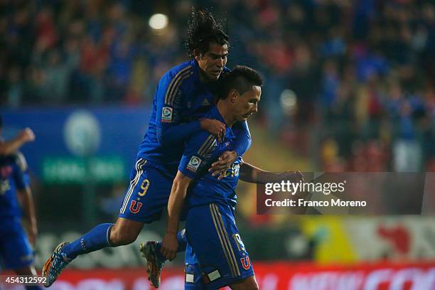 Gustavo Canales of Universidad de Chile celebrates the first goal against Unión Española during a match between Unión Española and U de Chile as a...