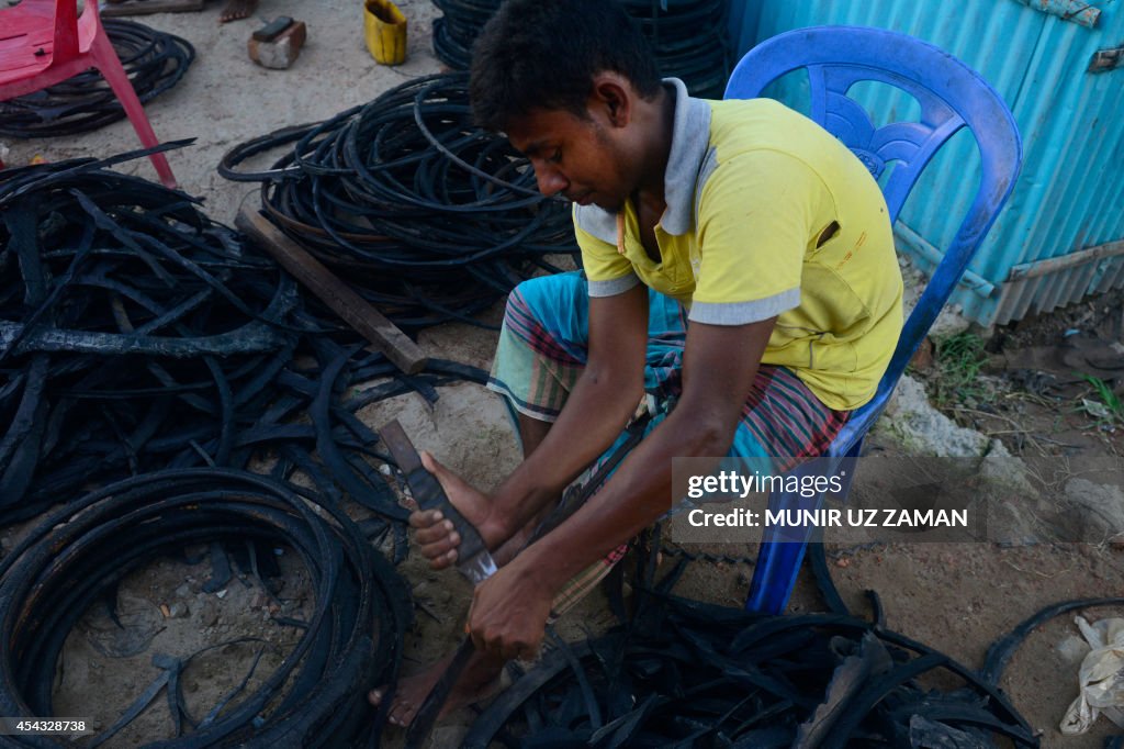 BANGLADESH-ECONOMY-RECYCLING