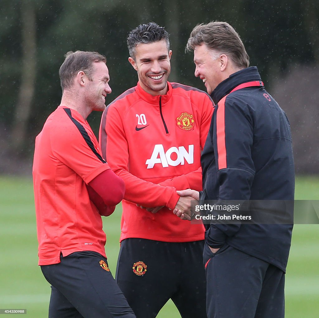 Manchester United Training and Press Conference