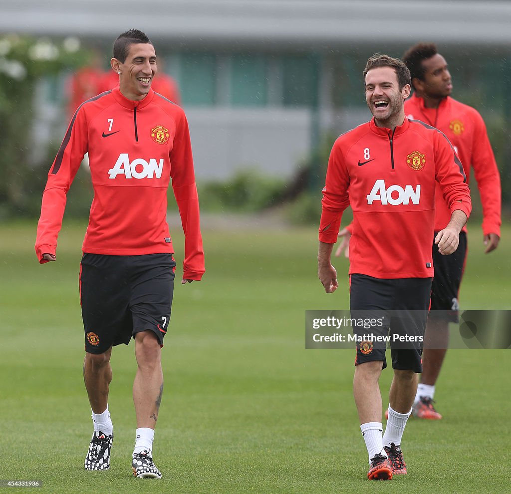 Manchester United Training and Press Conference