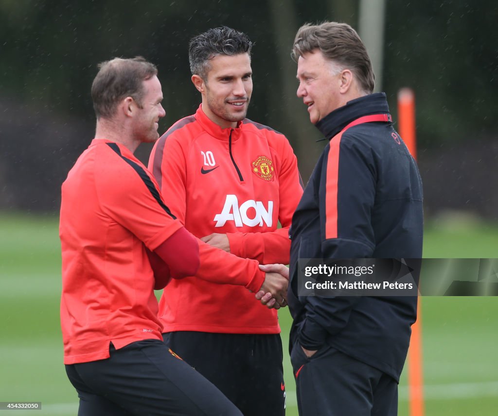 Manchester United Training and Press Conference