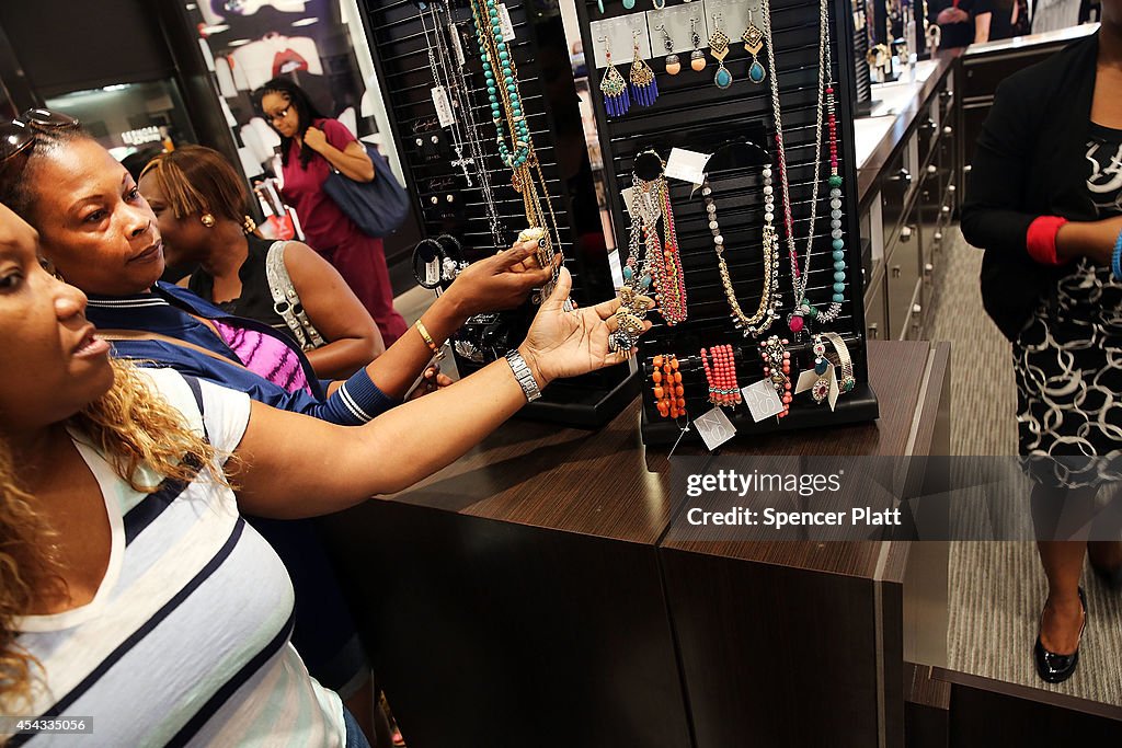 JC Penney Opens New Store In Brooklyn