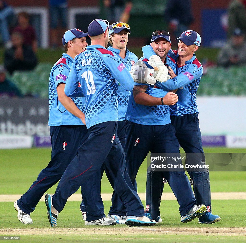 Kent Spitfires v Gloucestershire - Royal London One-Day Cup 2014 Quarter Final