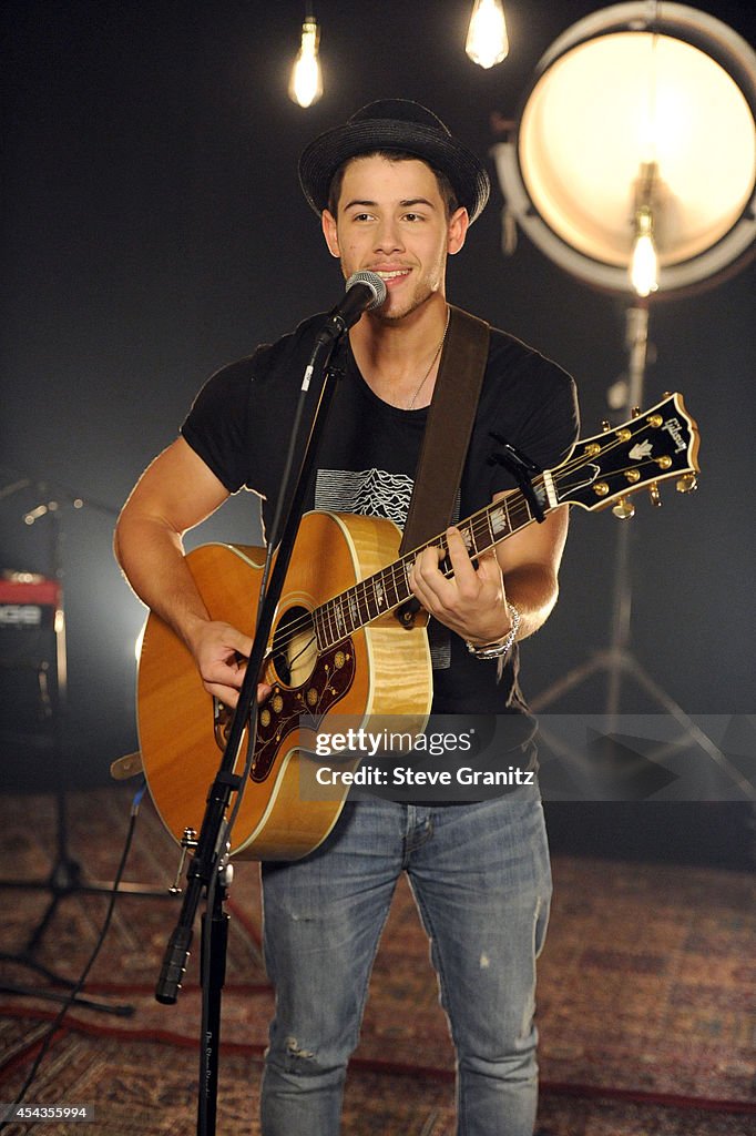 Nick Jonas Vistis "What's Trending" At YouTube Space LA