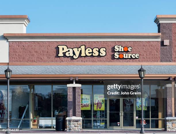 Pay Less Geeth 396 Payless Store Stock Photos, High-Res Pictures, and Images - Getty ...