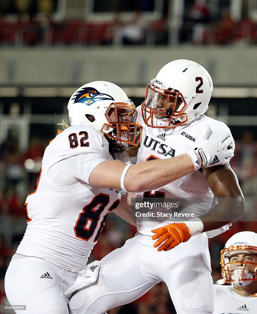 UTSA v Houston