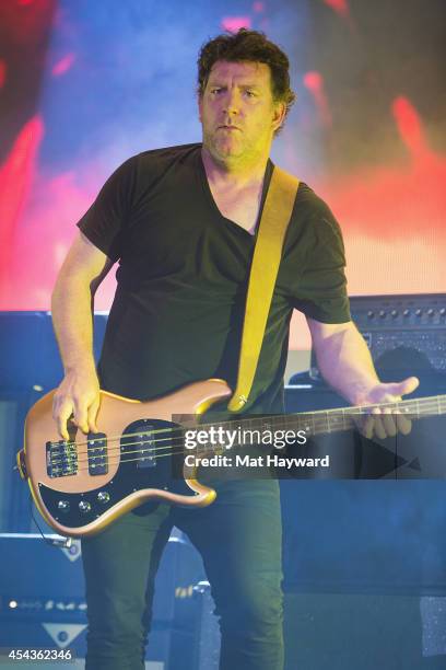 Ben Shepherd of Soundgarden performs on stage at Sleep Country Amphitheater on August 29, 2014 in Ridgefield, Washington.