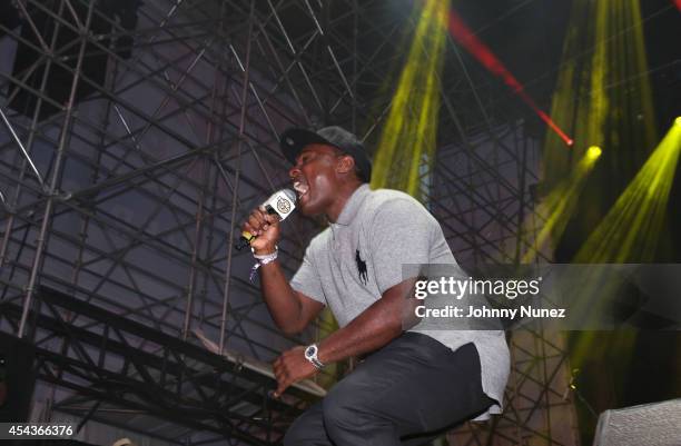 Jabha Rapper Dj Jabba Photos and Premium High Res Pictures - Getty Images