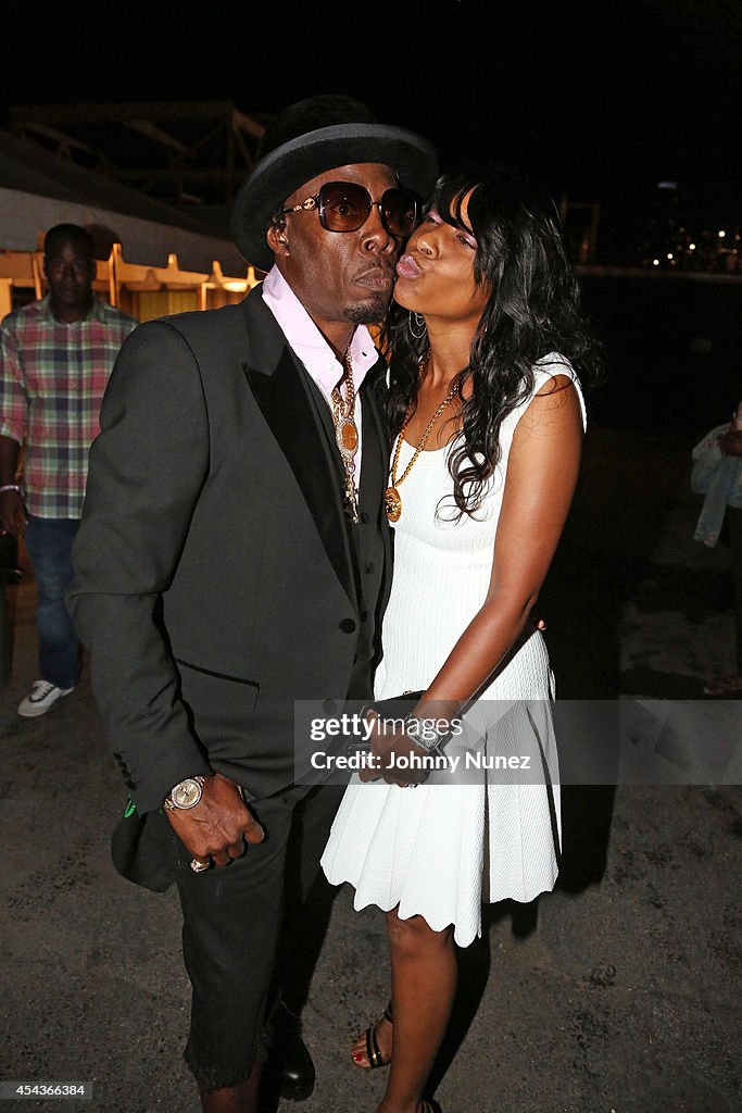 Recording artist Shabba Ranks and wife Michelle Gordon attend the On... Nieuwsfoto's Getty Images