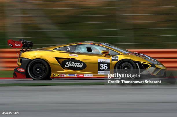 Han Lin, Hanss Lin, Michael Huang of Chinese Taipei dives the Gama Racing Lamborghoni Gallardo during the Asian Lemans Series on December 8, 2013 in...