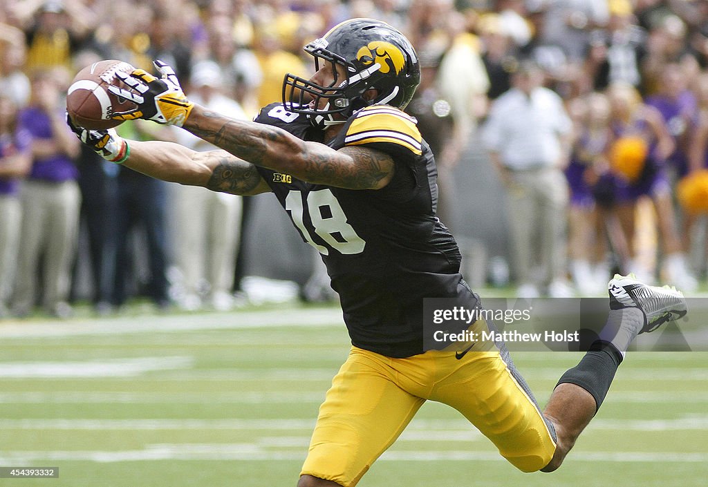 Northern Iowa v Iowa