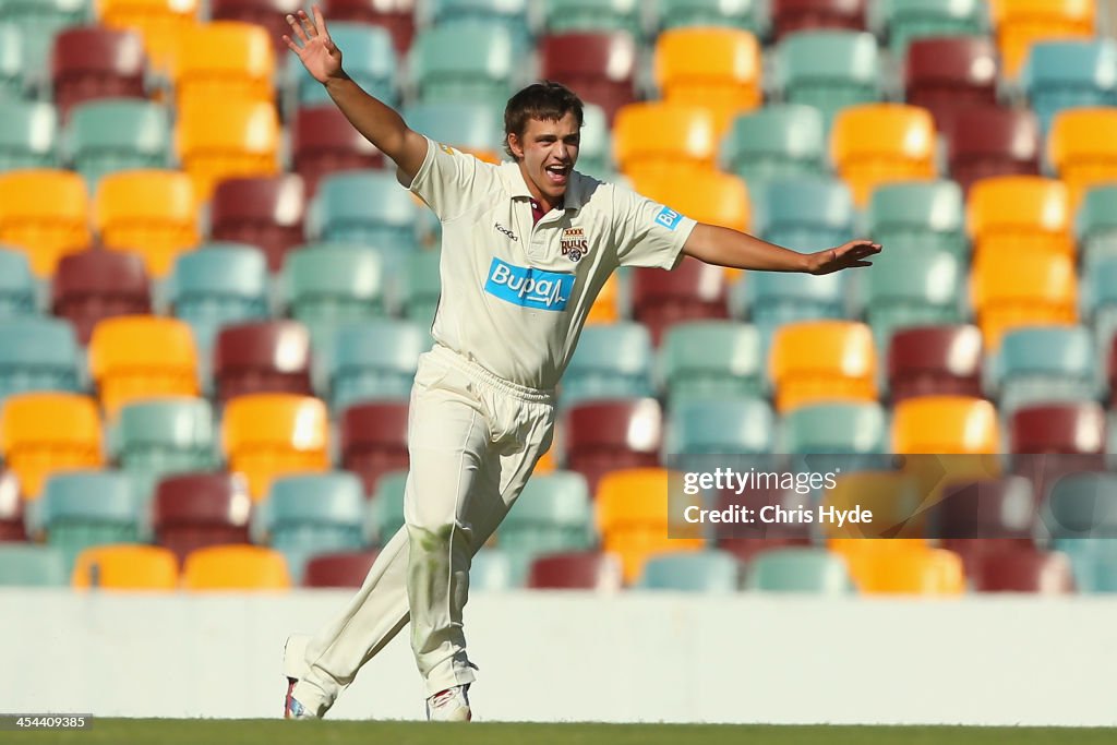 Sheffield Shield - Bulls v Bushrangers: Day 2