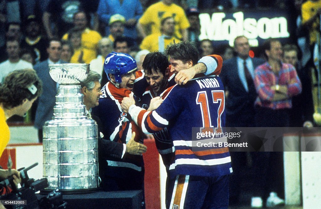 1990 Stanley Cup Finals - Game 5: Edmonton Oilers v Boston Bruins