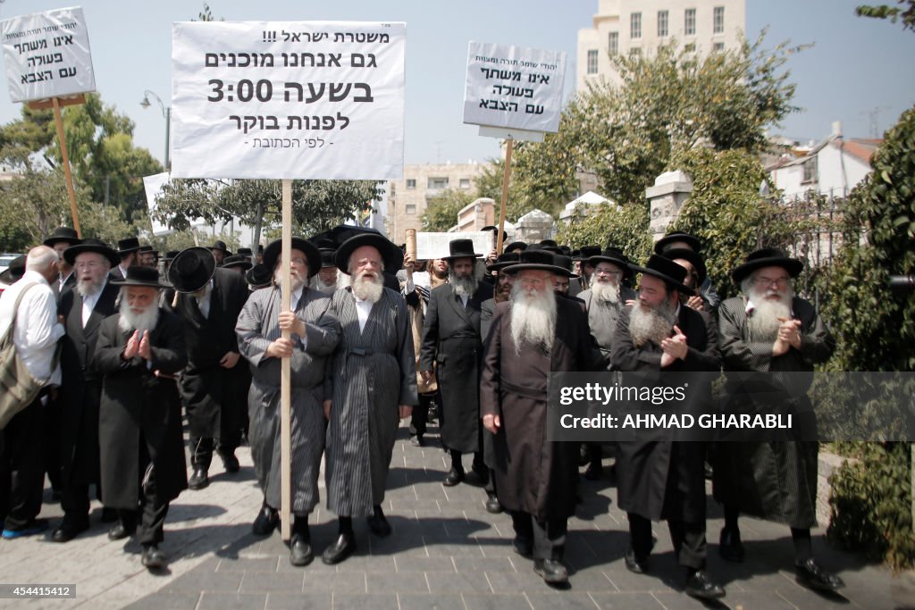 ISRAEL-RELIGION-JUDAISM-MILITARY-PROTEST