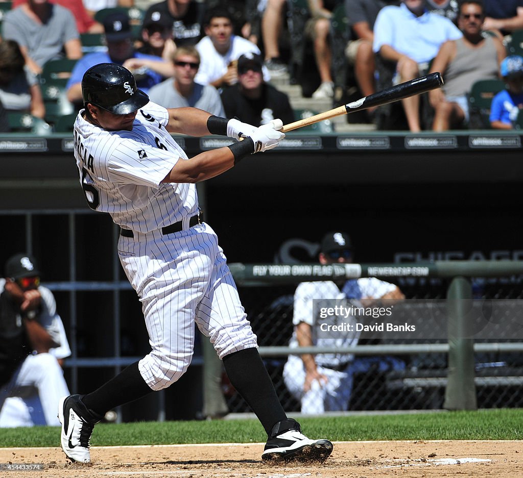 Detroit Tigers v Chicago White Sox