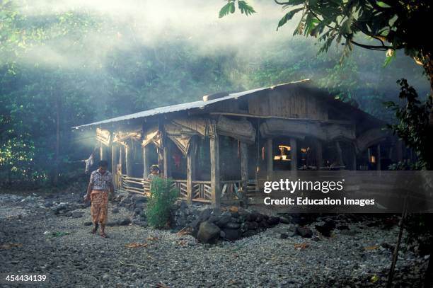 Samoa Rural 414 Samoa Village Stock Photos, High-Res Pictures, and Images - Getty ...