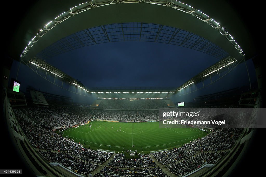 Corinthians v Fluminense - Brasileirao Series A 2014