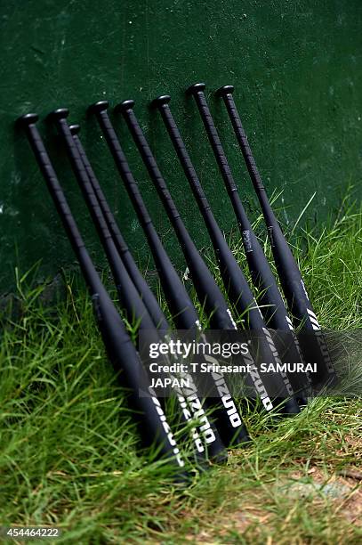 Japan Racket Bat 788 Rizal Memorial Stadium Stock Photos, High-Res Pictures, and Images ...