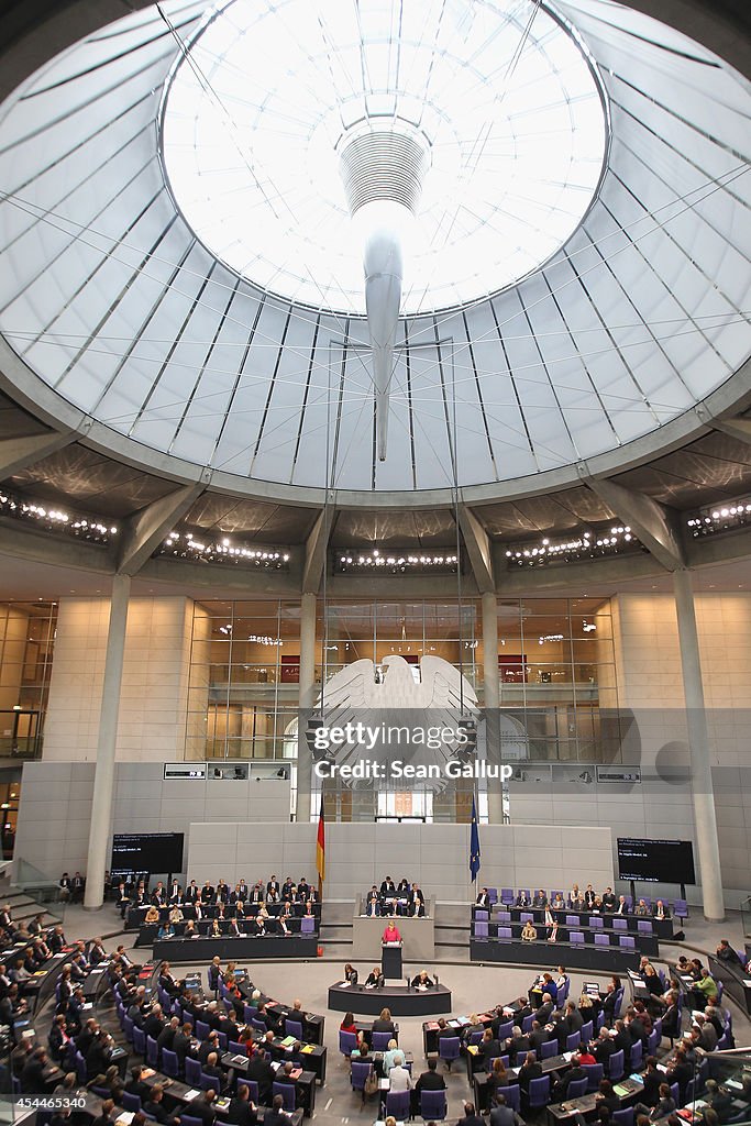 Germany To Send Arms To Iraqi Kurds, Bundestag Debates