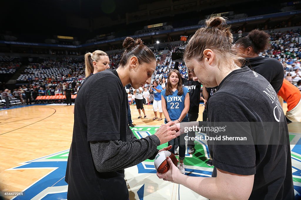 Phoenix Mercury v Minnesota Lynx - WNBA Western Conference Finals Game 2