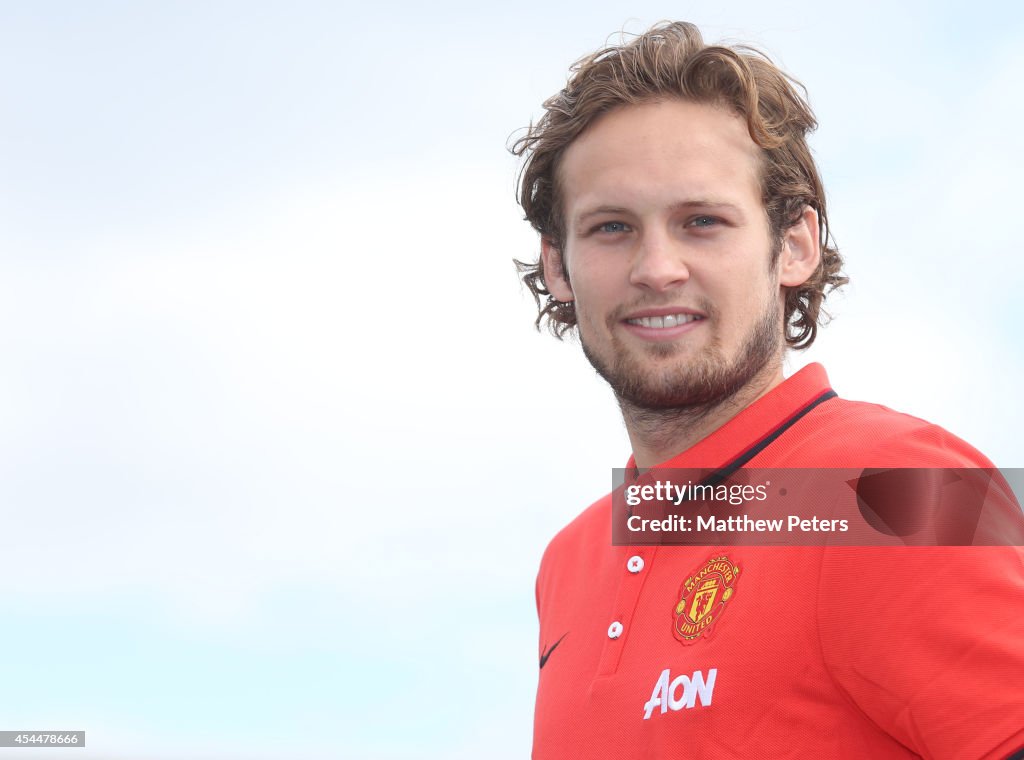 Manchester United Unveil New Signing Daley Blind