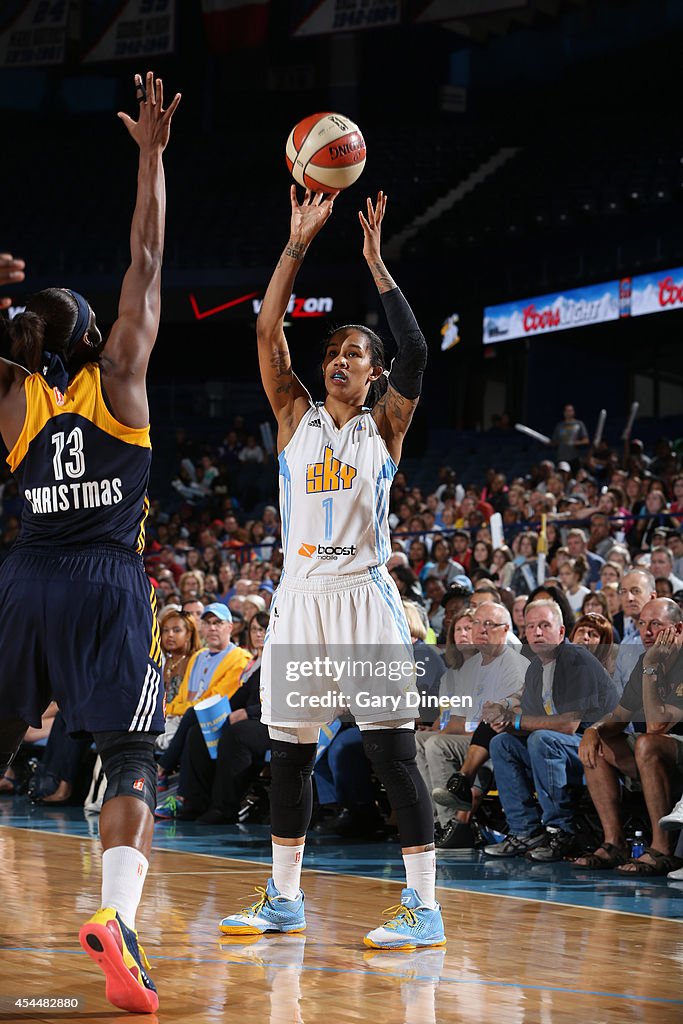 Indiana Fever v Chicago Sky - WNBA Eastern Conference Finals, Game 2