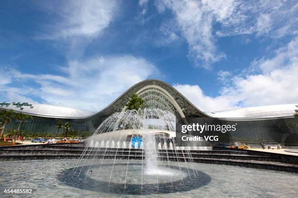 General view of the world's largest duty-free shop on Semptember 1, 2014 in Sanya, Hainan province of China. The world's largest duty-free shop with...