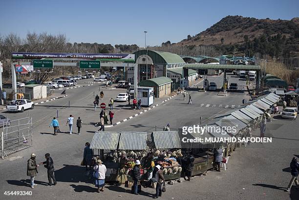 Photo taken on September 2, 2014 shows a border crossing near Maseru. Gunfire and power cuts overnight rekindled tensions in Lesotho's capital Maseru...