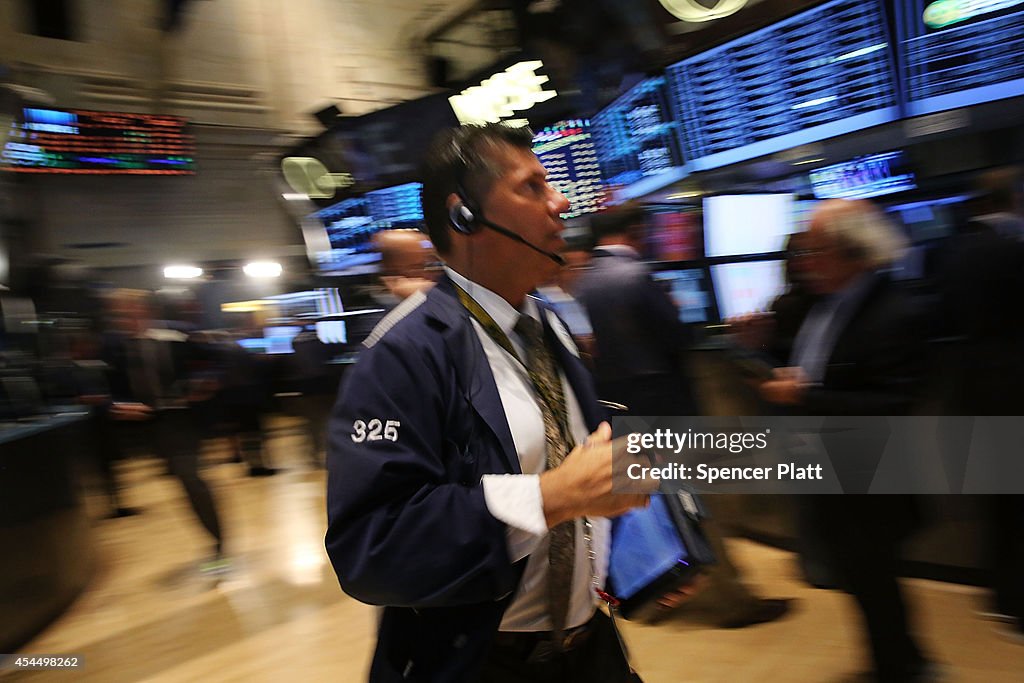 Dow Opens Slightly Lower After Labor Day Weekend