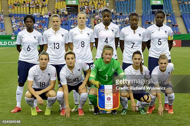 Members of Team France pose for the team photo during the FIFA Women's U-20 3rd place game against the Korea DPR at Olympic Stadium on August 24,...