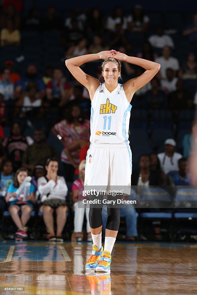 Indiana Fever v Chicago Sky - WNBA Eastern Conference Finals, Game 2