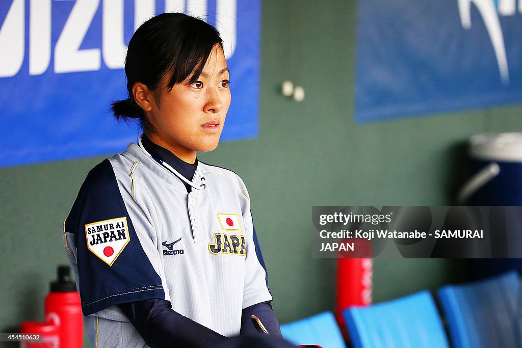 Hong Kong v Japan - IBAF Women's Baseball World Cup Group A
