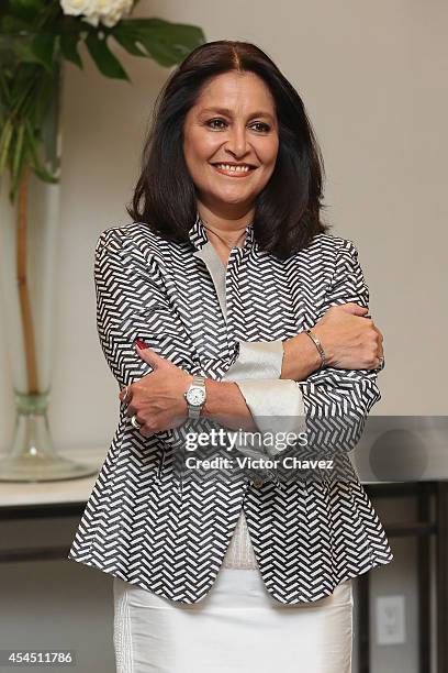 14 Daniela Romo Photo Call Stock Photos, High-Res Pictures, and Images ...